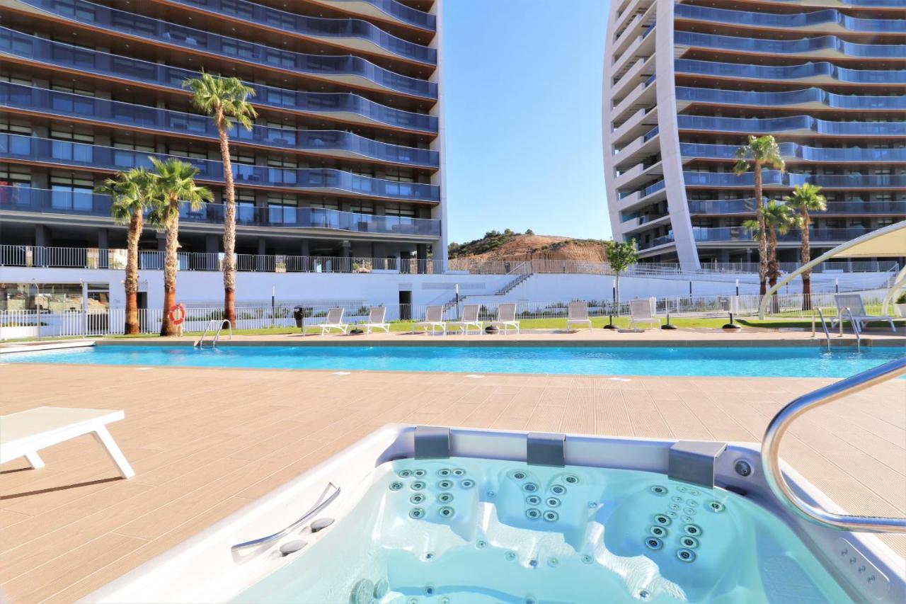 Sunset Waves Deluxe Apartments Poniente Beach Resort Benidorm Exterior photo